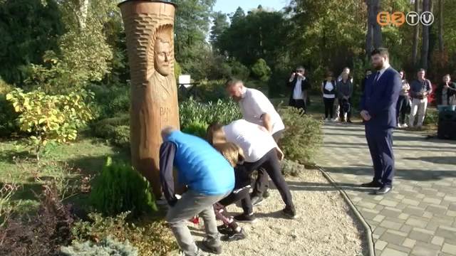 56-os megemlékezés a Kámoni Arborétumban 56-os megemlékezés a Kámoni Arborétumban