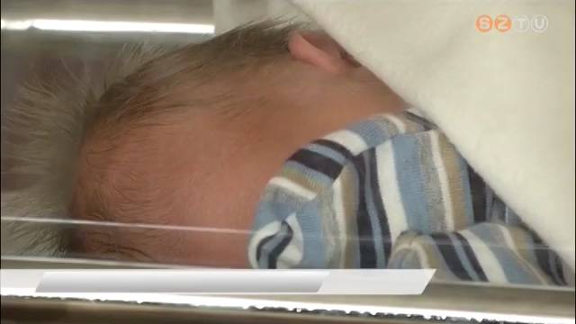 Telefonos segítséggel, saját maga vezette le kisfia születését egy édesapa Telefonos segítséggel, saját maga vezette le kisfia születését egy édesapa