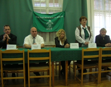 Jelltbemutat az MDF-nl