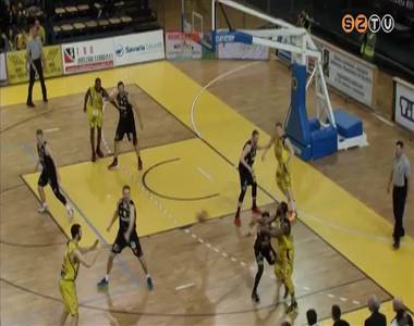 Magabiztos gy�zelmet aratott a Falco-Trend Optika KC a P�cs ellen