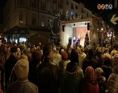 �nnepi hangulat van m�r a F� t�ren is