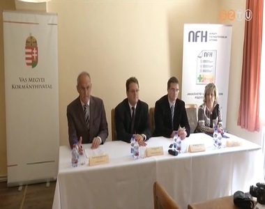 Tudatosabbak a fogyaszt�k, ezt tapasztalja a hat�s�g