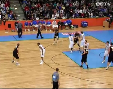 Thomas marad a Falco-nál, legalábbis hétfőig biztosan Thomas marad a Falco-nál, legalábbis hétfőig biztosan