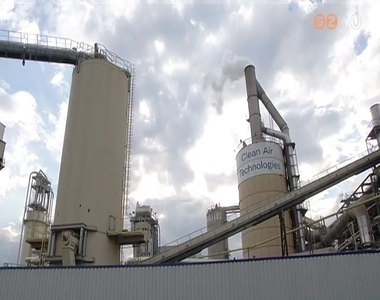 Nyilatkozatot adott ki Hende Csaba a Falco-gyárral kapcsolatban Nyilatkozatot adott ki Hende Csaba a Falco-gyárral kapcsolatban