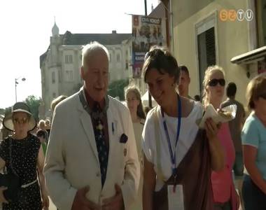 Esterhazy Antal herceg is ell�togatott a karnev�lra