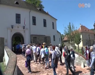 Sikeres az aktív időskor program Sikeres az aktív időskor program