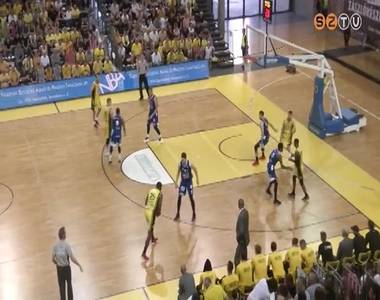 A Falco-n�l az el�ny