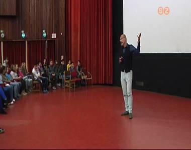 El�ad�s a k�b�t�szerekr�l