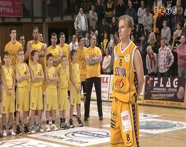 21 szezon után elbúcsúzott Kálmán László 21 szezon után elbúcsúzott Kálmán László