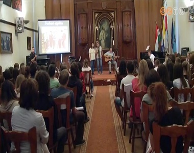 A Premontrei Gimn�ziumban is meg�nnepelt�k a magyar dal napj�t