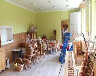 Fel�j�t�sok a Bencz�r-oviban �s a Zr�nyi-iskol�ban