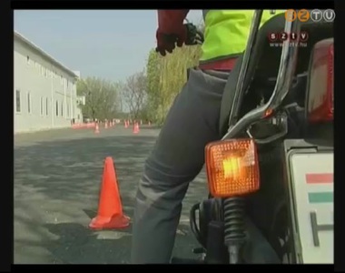 Janu�r 19. ut�n 16 �ves kor alatt nem lehet motorra jogos�tv�nyt szerezni