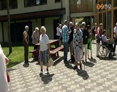 Id�sek a K�moni Arbor�tumban