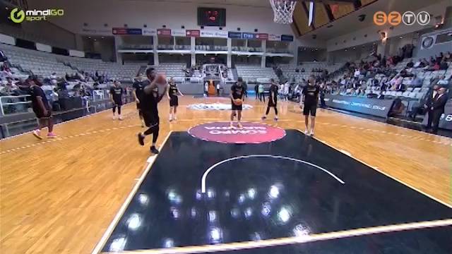 A Besiktas-nál vendégszerepelt a Falco A Besiktas-nál vendégszerepelt a Falco