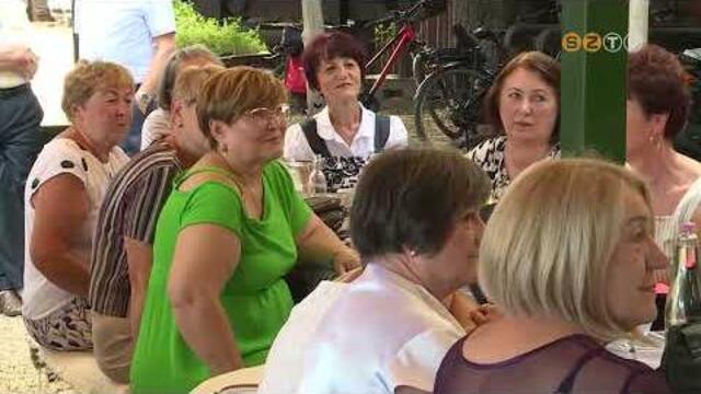 50 év után is összetartó közösséget alkot az egykori Entzbruder Dezső Gimnázium első óvónői osztálya 50 év után is összetartó közösséget alkot az egykori Entzbruder Dezső Gimnázium első óvónői osztálya