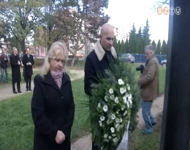 A roma holokauszt �ldozataira eml�keztek