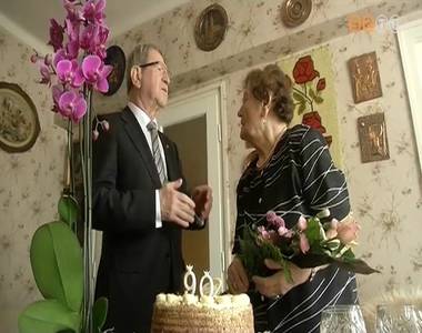 Sz�pkor�akat k�sz�nt�tt a polg�rmester