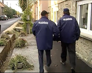 Polg�r�r�k tov�bbk�pz�se