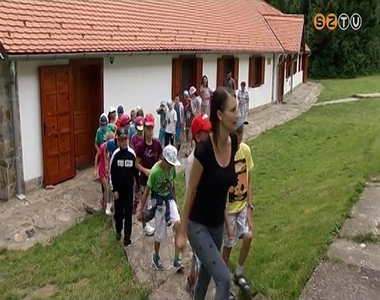 Cs�kszeredai vend�gek