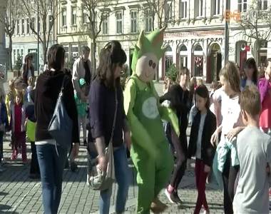 Id�n is megrendezt�k a T�vh�szolg�ltat�s Napj�t a F� t�ren