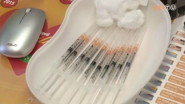 Az oltás komoly terhelést jelent, türelmet kérnek a háziorvosok Az oltás komoly terhelést jelent, türelmet kérnek a háziorvosok