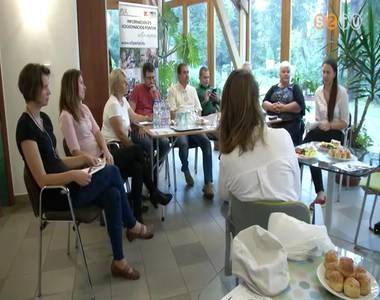 Testmozg�s, �rz�keny�t�s, ismeret�tad�s