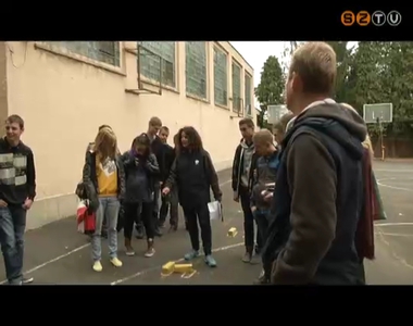 Megyei közlekedésbiztonsági versenyt szerveztek a Savaria Szakképző Iskolában Megyei közlekedésbiztonsági versenyt szerveztek a Savaria Szakképző Iskolában