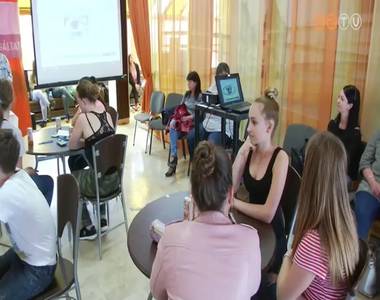 Z�ld napot tartott az id�n 35 �ves Bercs�nyi Mikl�s �ltal�nos Iskola