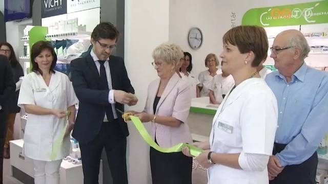 Megújult a Gábor Áron utcai gyógyszertár Megújult a Gábor Áron utcai gyógyszertár