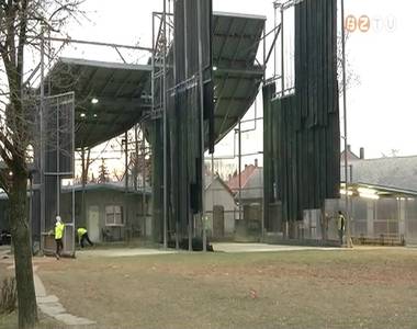 A t�li alapoz�s k�zep�n j�rnak a Dob� SE sportol�i