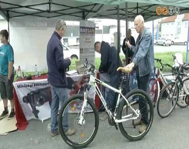 Mentsd a bring�dat!