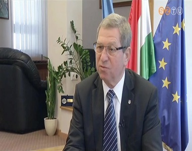 Péntektől-Péntekig - 2013. augusztus 9. Péntektől-Péntekig - 2013. augusztus 9.