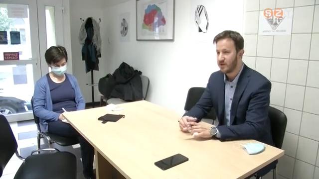 Sajtótájékoztatót tartott Bana Tibor a Szociális Munka Napján Sajtótájékoztatót tartott Bana Tibor a Szociális Munka Napján