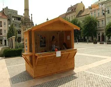 Inform�ci�s pavilon a F� t�ren