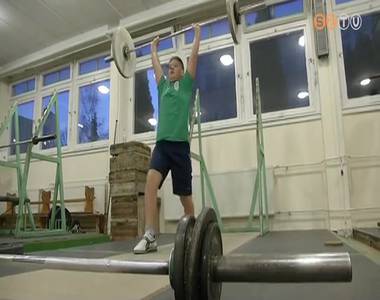 Hazai rendez�s� versennyel kezdik az �vet a s�lyemel�k