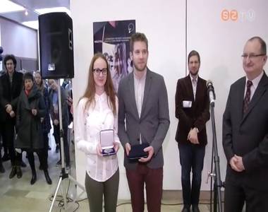 Rel�ci�k c�mmel ny�lt meg a M�v�szeti Szakgimn�zium ki�ll�t�sa a Szombathelyi K�pt�rban