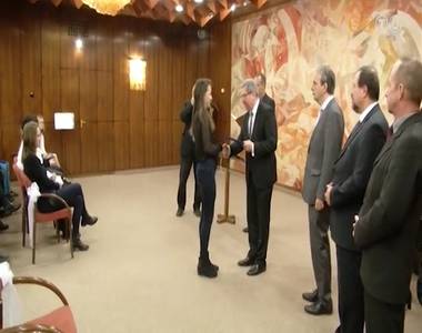 �tadt�k az idei Petz-�szt�nd�jakat a v�rosh�z�n