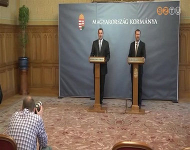 A korm�ny �tv�llalja a magyar �nkorm�nyzatok marad�k ad�ss�g�t is