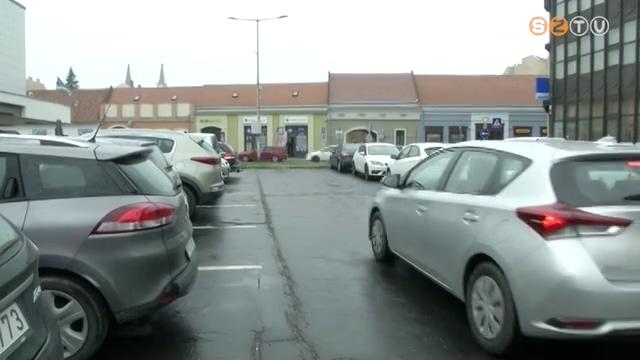 Újabb parkolókat nyitottak meg, de még mindig problémás a parkolás a belvárosban Újabb parkolókat nyitottak meg, de még mindig problémás a parkolás a belvárosban