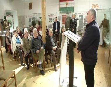 Ki�ll�t�s Smidt Lajos gy�jtem�ny�b�l