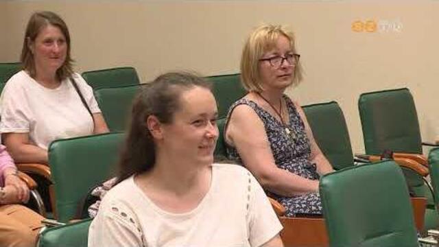 Óvodások és pedagógusaik közös alkotásaiból nyílt tárlat az ELTE Savaria Egyetemi Központ aulájában Óvodások és pedagógusaik közös alkotásaiból nyílt tárlat az ELTE Savaria Egyetemi Központ aulájában