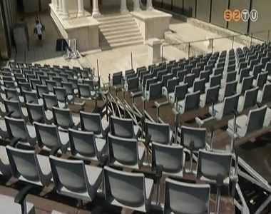 Elkezdt�k �p�teni a lel�t�kat az Iseumi Szabadt�ri J�t�kokra