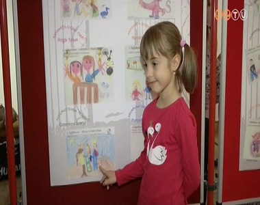 300 foglalkoz�s, 10.000 l�togat�s, rengeteg rajz kir�lyokkal �s kir�lyn�kkel