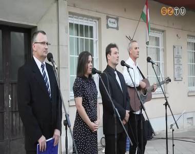 Nagy Imr�re �s m�rt�rt�rsaira eml�keztek