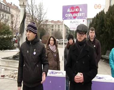 Bemutatt�k a Momentum orsz�ggy�l�sik�pvisel�-jel�ltj�t