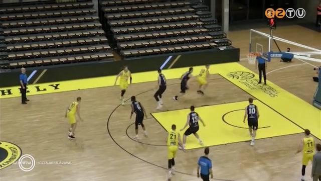 A második félidőben fordított a Falco A második félidőben fordított a Falco