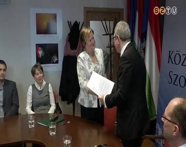 Meg�jul a K�pt�r