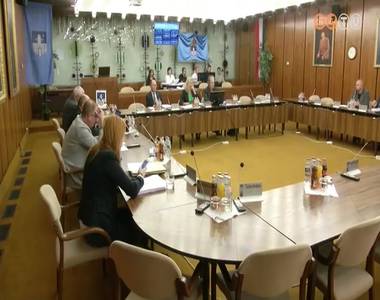 �l�sezett az oktat�si �s szoci�lis bizotts�g h�tf�n