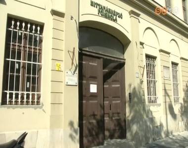 Teljesen meg�jul a Hittudom�nyi F�iskola szombathelyi �p�lete