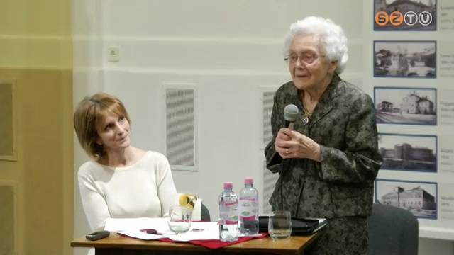 Simonné Pável Juditot köszöntötték születésnapján a Savaria Múzeumban Simonné Pável Juditot köszöntötték születésnapján a Savaria Múzeumban